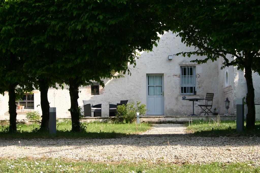 Les Charlotieres Villa Chailles  Buitenkant foto